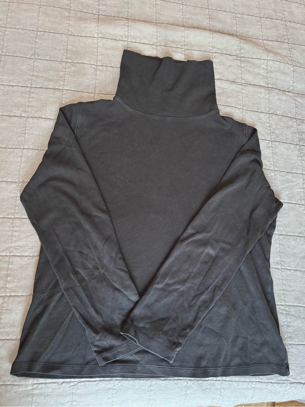 Liz Claiborne Black Turtleneck Sweater